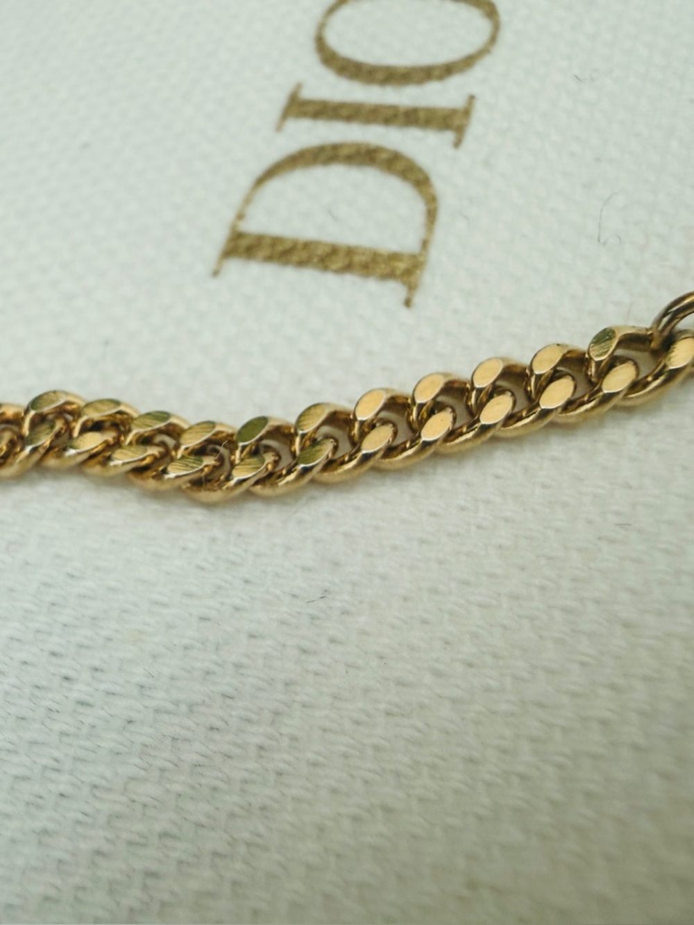 Authentic Vintage Christian Dior CD Logo Pave Gold Curb Chain Bracelet - Picture 12 of 13
